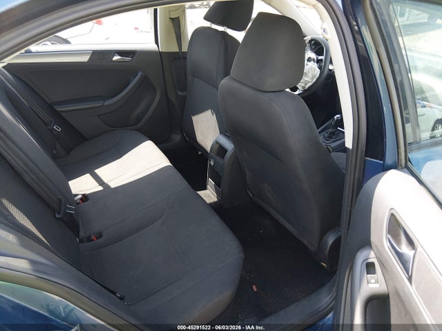 2015 Volkswagen Jetta 1.8t Se მანქანა იყიდება აუქციონზე, vin: 3VWD17AJ0FM282397, აუქციონის ნომერი: 45291522