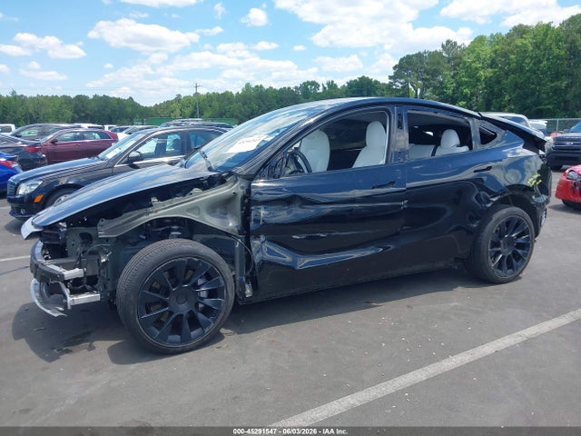 Auction sale of the 2024 Tesla Model Y Long Range Dual Motor All-wheel Drive, vin: 7SAYGDEE0RA245017, lot number: 45291547