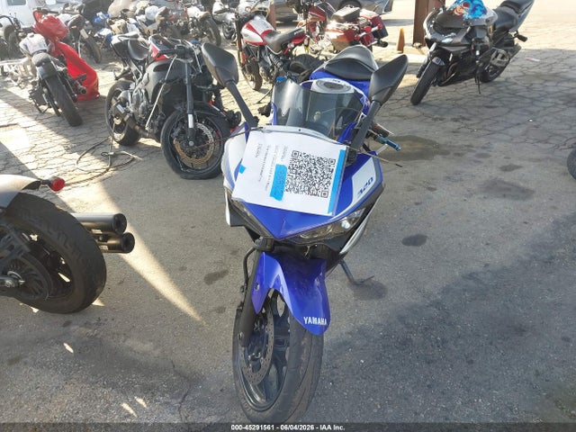 Yamaha YZFR3 2015 MH3RH06Y1FK008779 Image 5