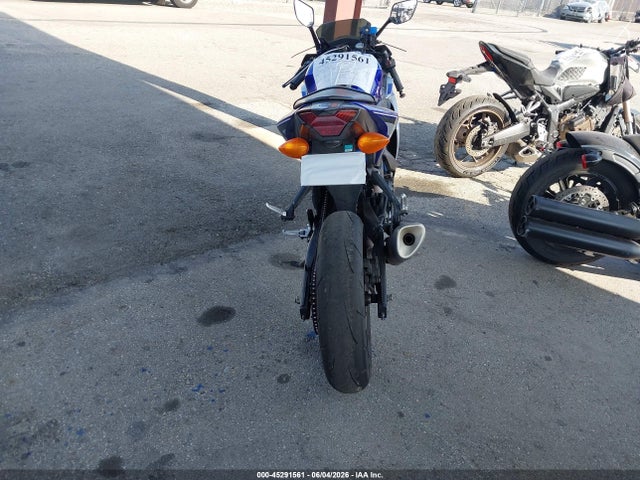 Yamaha YZFR3 2015 MH3RH06Y1FK008779 Image 6