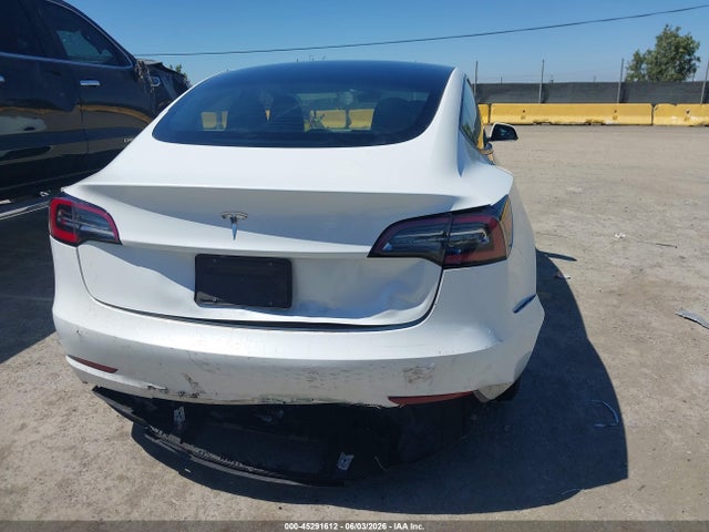 Tesla Model 3 Rear-wheel Drive 2023 5YJ3E1EA3PF400216 Image 15