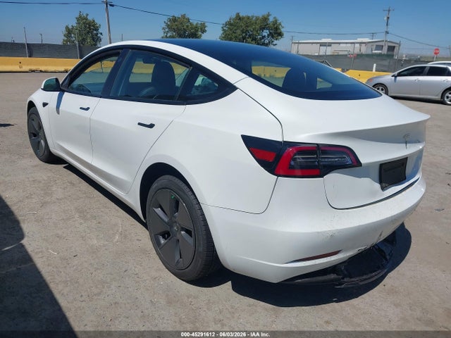 Tesla Model 3 Rear-wheel Drive 2023 5YJ3E1EA3PF400216 Image 3