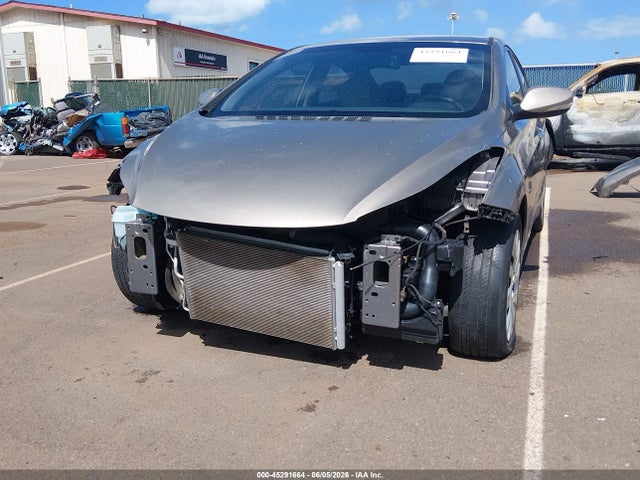 Aukcja sprzedaży 2016 Hyundai Elantra Limited, vin: 5NPDH4AE8GH657864, numer aukcji: 45291664