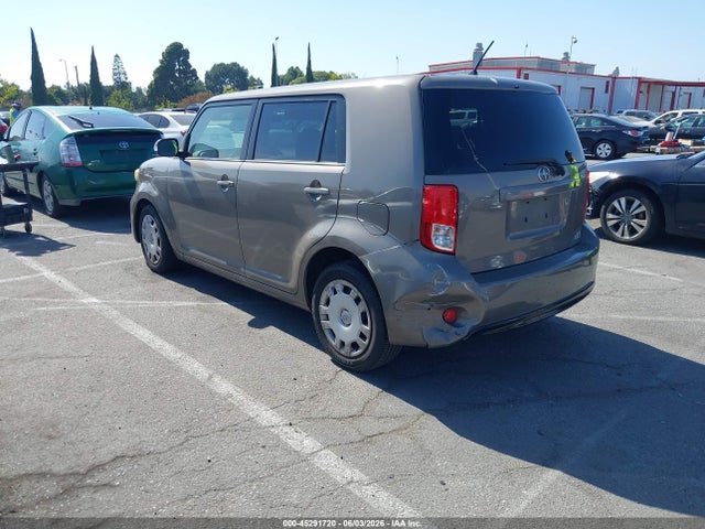 Scion XB 2014 JTLZE4FE9EJ062652 Image 3