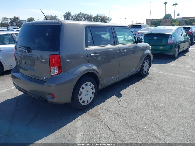 Scion XB 2014 JTLZE4FE9EJ062652 Image 4