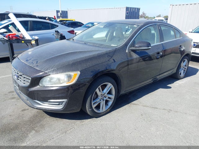 Volvo S60 T5 2014 YV1612FHXE1285835 Image 2