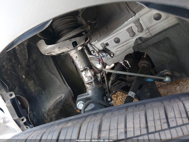 Toyota Corolla Cross Xle 2025 7MUEAAAG1SV144165 Image 18