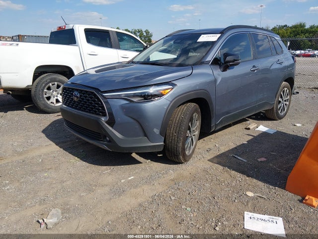 Toyota Corolla Cross Xle 2025 7MUEAAAG1SV144165 Image 2