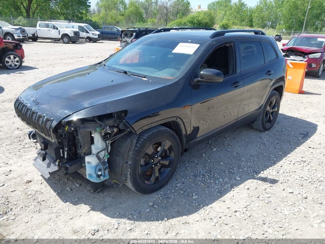 Продажа на аукционе авто 2015 Jeep Cherokee Latitude, vin: 1C4PJLCS1FW791381, номер лота: 45291832