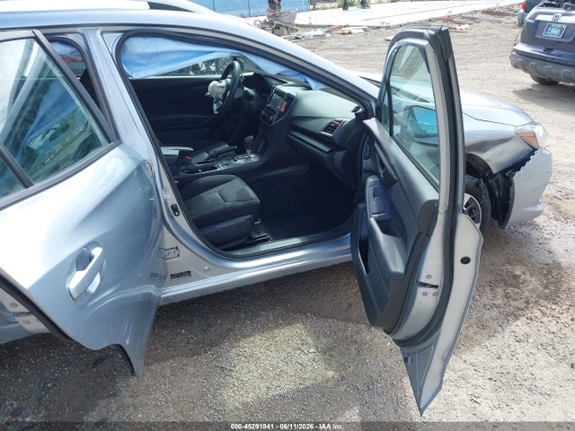 Продаж на аукціоні авто 2022 Subaru Impreza Premium 5-door, vin: 4S3GTAD65N3725741, номер лоту: 45291841