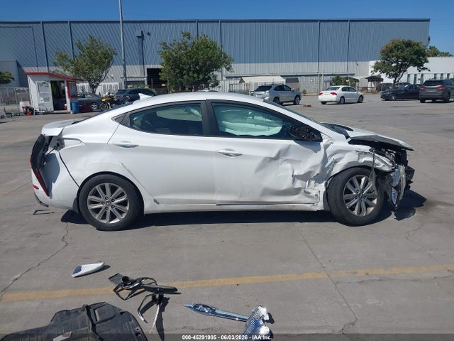 Hyundai ELANTRA SE 2015 5NPDH4AE9FH632289 Image 14