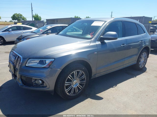 Audi Q5 3.0t Premium Plus 2014 WA1DGBFP0EA009046 Image 2