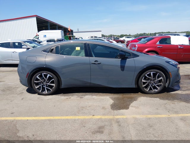 2024 Toyota Prius Prime Xse Premium მანქანა იყიდება აუქციონზე, vin: JTDACACU1R3026702, აუქციონის ნომერი: 45291939