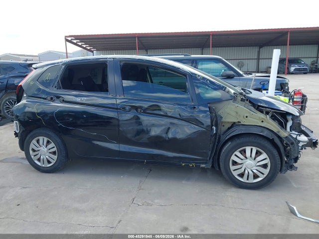 Auction sale of the 2015 Honda Fit Lx, vin: 3HGGK5G54FM742416, lot number: 45291945