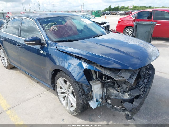 1VWBA7A36JC001156 Volkswagen Passat 2.0t Se