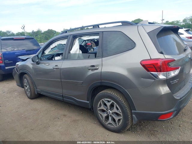 2020 Subaru Forester Premium მანქანა იყიდება აუქციონზე, vin: JF2SKAGC3LH413501, აუქციონის ნომერი: 45291953
