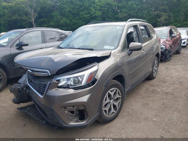 2020 Subaru Forester Premium მანქანა იყიდება აუქციონზე, vin: JF2SKAGC3LH413501, აუქციონის ნომერი: 45291953