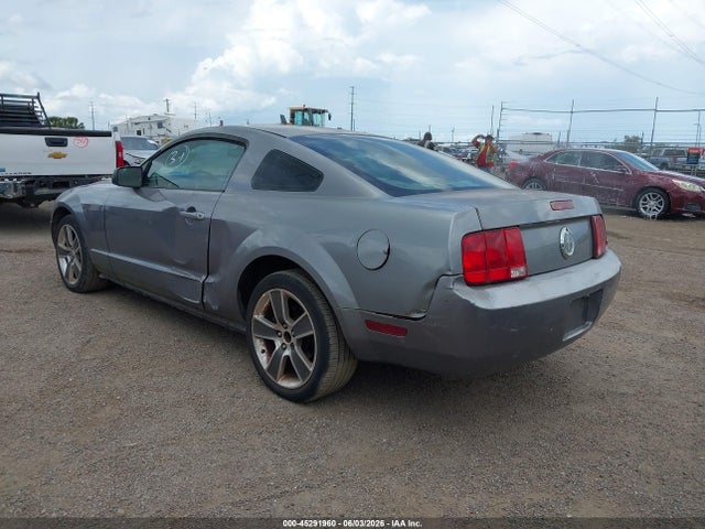 2007 Ford Mustang V6 Deluxe/v6 Premium მანქანა იყიდება აუქციონზე, vin: 1ZVFT80N475323487, აუქციონის ნომერი: 45291960