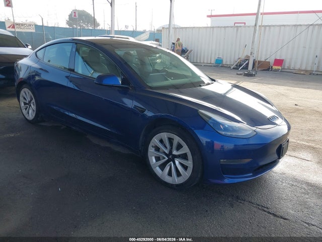 Tesla Model 3 Long Range Dual Motor All-wheel Drive 2022 5YJ3E1EB5NF143954 Image 1