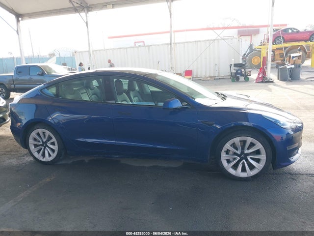 Tesla Model 3 Long Range Dual Motor All-wheel Drive 2022 5YJ3E1EB5NF143954 Image 12