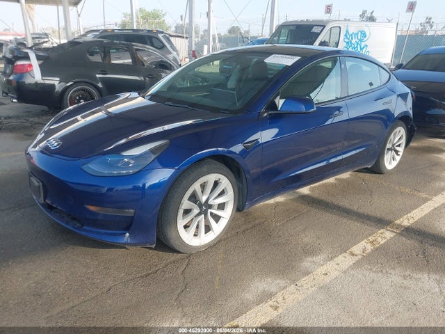 Tesla Model 3 Long Range Dual Motor All-wheel Drive 2022 5YJ3E1EB5NF143954 Image 2