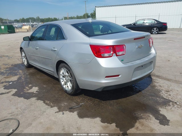 Chevrolet MALIBU 1LT 2015 1G11C5SLXFF322935 Image 3