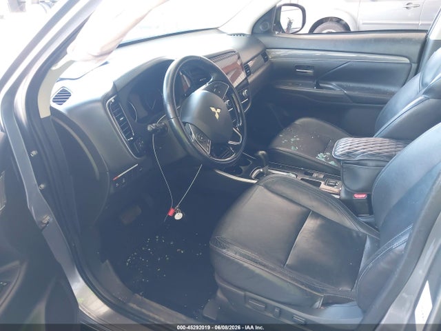 45292019 :رقم المزاد ، JA4AD3A39LZ019837 vin ، 2020 Mitsubishi Outlander Sel 2.4 مزاد بيع