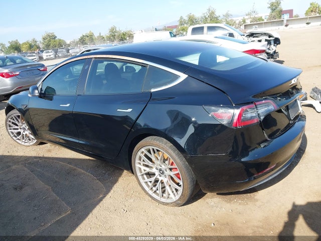 Продажа на аукционе авто 2018 Tesla Model 3 Long Range/performance, vin: 5YJ3E1EB9JF188132, номер лота: 45292029