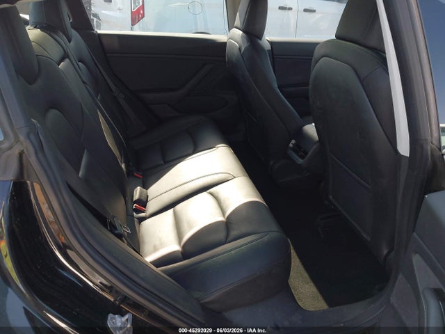 Продажа на аукционе авто 2018 Tesla Model 3 Long Range/performance, vin: 5YJ3E1EB9JF188132, номер лота: 45292029