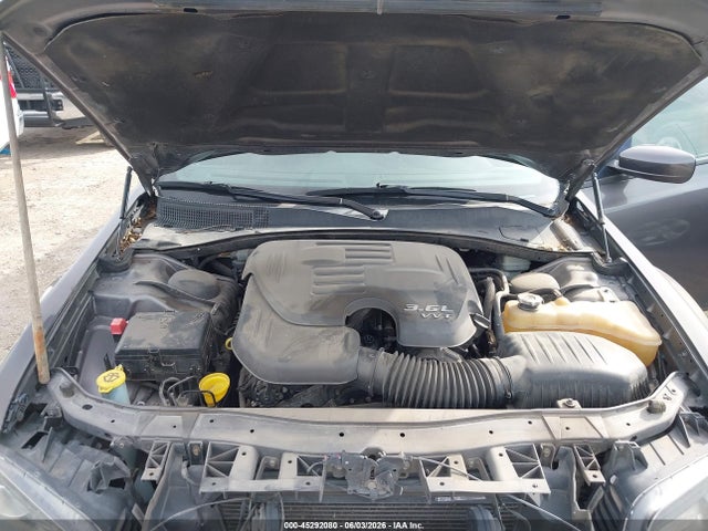 2C3CCAGG0EH383555 Chrysler 300 300s