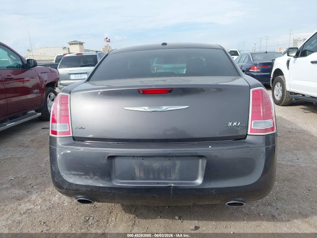 2C3CCAGG0EH383555 Chrysler 300 300s