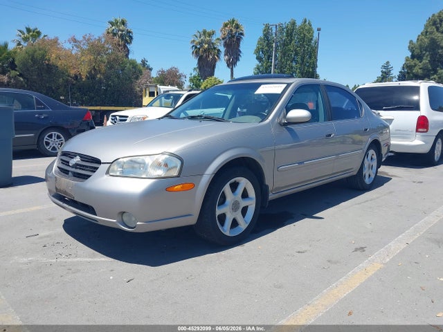 45292099 :رقم المزاد ، JN1CA31D8YT528086 vin ، 2000 Nissan Maxima Gle/gxe/se مزاد بيع