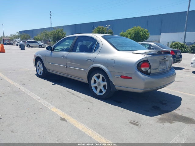 45292099 :رقم المزاد ، JN1CA31D8YT528086 vin ، 2000 Nissan Maxima Gle/gxe/se مزاد بيع