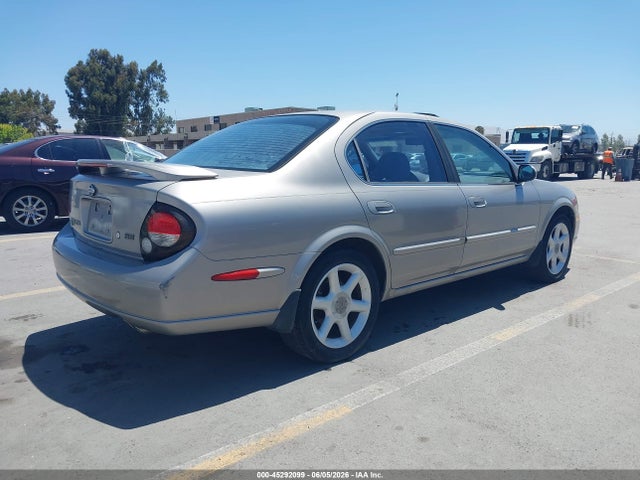 45292099 :رقم المزاد ، JN1CA31D8YT528086 vin ، 2000 Nissan Maxima Gle/gxe/se مزاد بيع