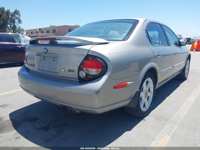 45292099 :رقم المزاد ، JN1CA31D8YT528086 vin ، 2000 Nissan Maxima Gle/gxe/se مزاد بيع