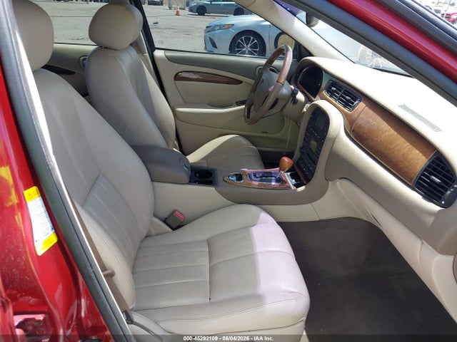 2004 Jaguar S-type 4.2l V8 მანქანა იყიდება აუქციონზე, vin: SAJEA01U14HM95239, აუქციონის ნომერი: 45292109