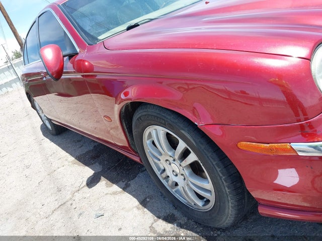 2004 Jaguar S-type 4.2l V8 მანქანა იყიდება აუქციონზე, vin: SAJEA01U14HM95239, აუქციონის ნომერი: 45292109
