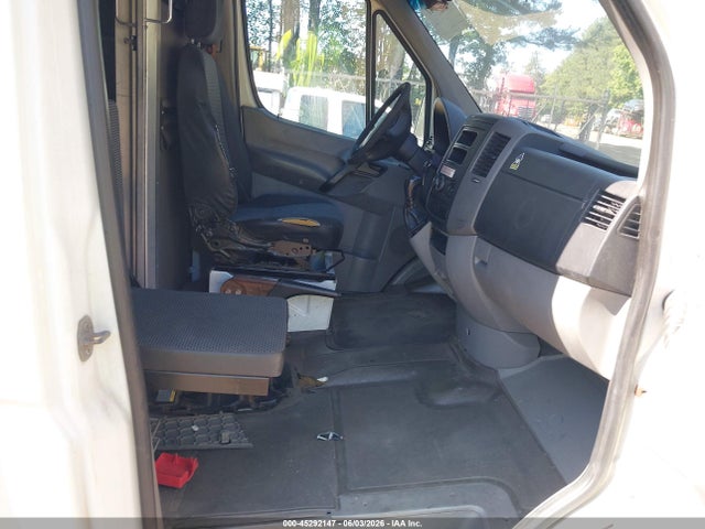 45292147 :رقم المزاد ، WD3PE8CB4C5671331 vin ، 2012 Mercedes-benz Sprinter 2500 High Roof مزاد بيع