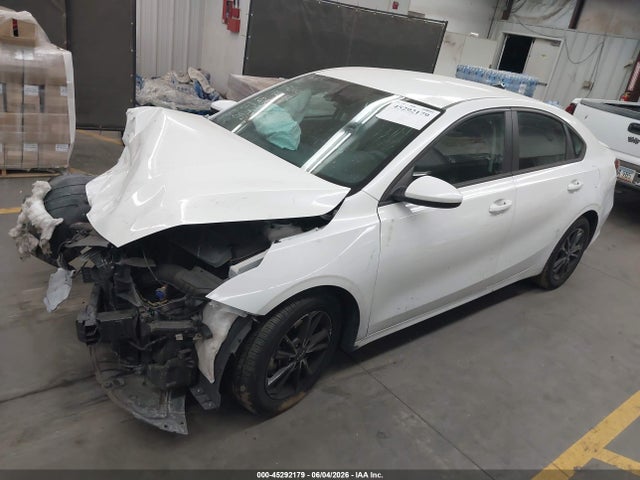 3KPF24AD4RE721021 KIA Forte Lxs