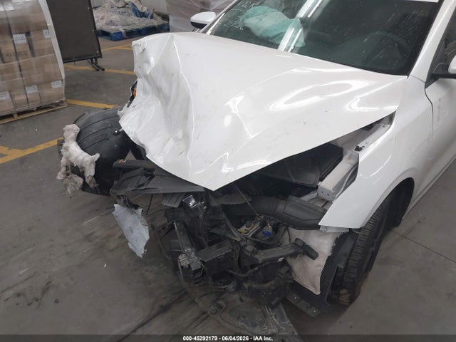 3KPF24AD4RE721021 KIA Forte Lxs