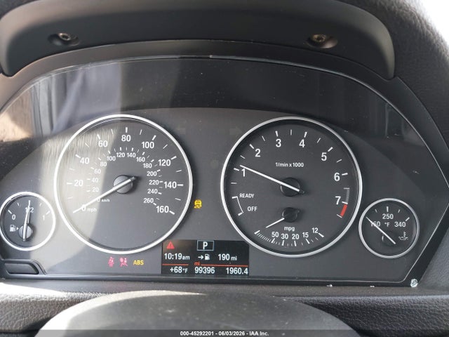 BMW 320i 2018 WBA8A9C5XJAH12667 Image 7