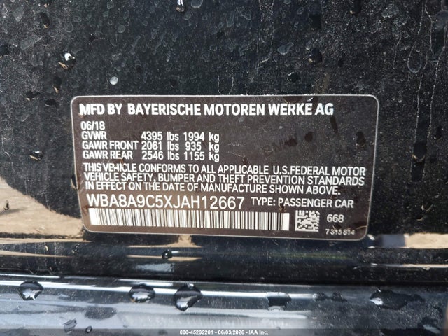BMW 320i 2018 WBA8A9C5XJAH12667 Image 9