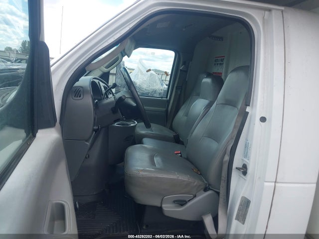 Продажа на аукционе авто 2007 Ford E-450 Cutaway, vin: 1FDXE45S07DB24172, номер лота: 45292202