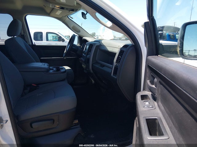 Продажа на аукционе авто 2019 Ram 1500 Classic Tradesman  4x4 6'4 Box, vin: 1C6RR7FG2KS636072, номер лота: 45292206