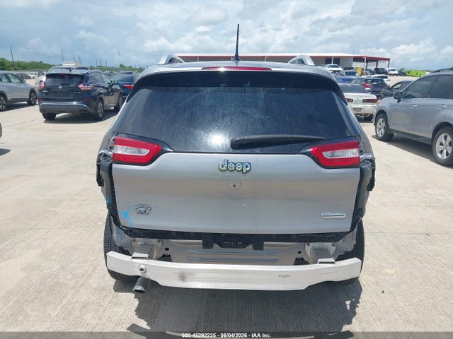 1C4PJLCBXJD574402 Jeep Cherokee Latitude Fwd