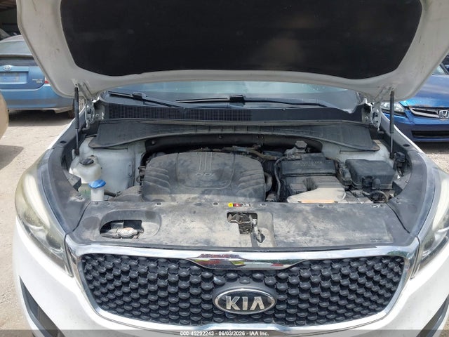 Auction sale of the 2017 Kia Sorento 3.3l Lx, vin: 5XYPGDA5XHG207187, lot number: 45292243