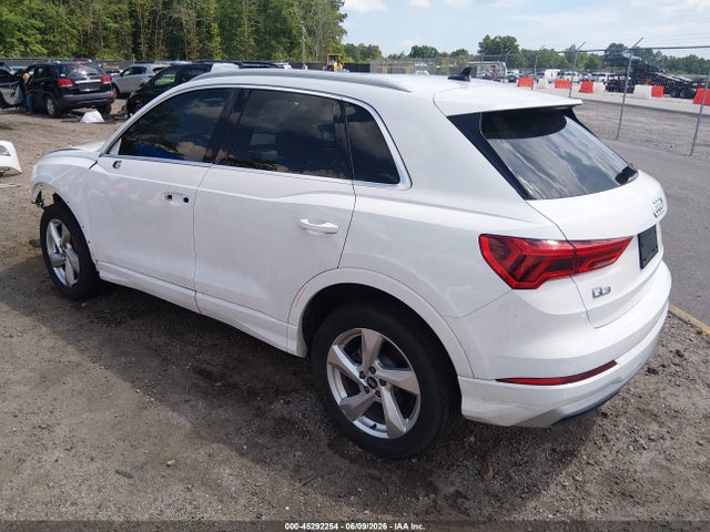 45292254 :رقم المزاد ، WA1AUCF37M1064350 vin ، 2021 Audi Q3 Premium 40 Tfsi Quattro Tiptronic مزاد بيع