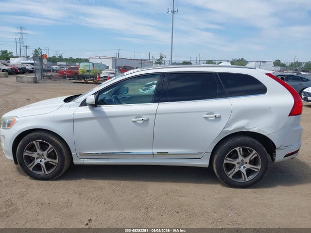 45292261 :رقم المزاد ، YV4902DZ6E2516495 vin ، 2014 Volvo Xc60 T6 R-design Premier Plus مزاد بيع