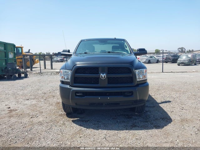 45292272 :رقم المزاد ، 3C63R3CT8HG718985 vin ، 2017 Ram 3500 Tradesman  4x4 6'4 Box مزاد بيع