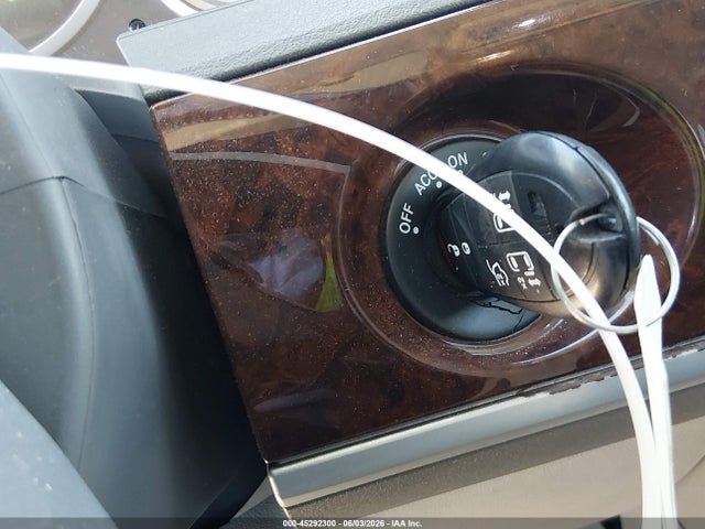 45292300 :رقم المزاد ، 2A4RR5D12AR413617 vin ، 2010 Chrysler Town & Country Touring مزاد بيع